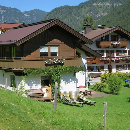 Ferienhaus & -Wohnung Flatscher Waidring Zewnętrze zdjęcie