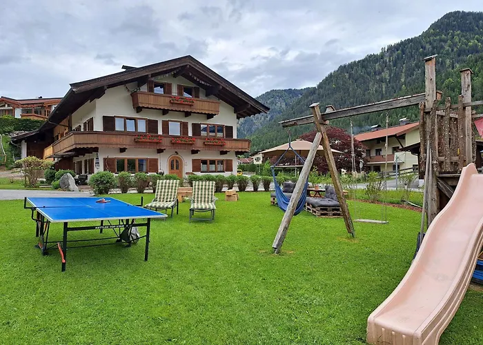 Ferienhaus & -Wohnung Flatscher